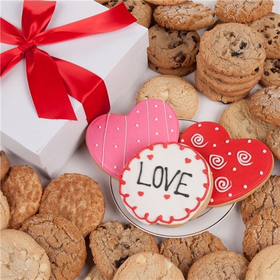 Giftblooms- Online Gifts Shop: Cookies Gift Basket